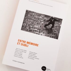 Livre entre mémoire et oubli. Collection beautés